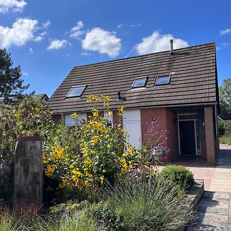 Cosy Vacation Home With Large Fenced Garden Bruinisse Zewnętrze zdjęcie