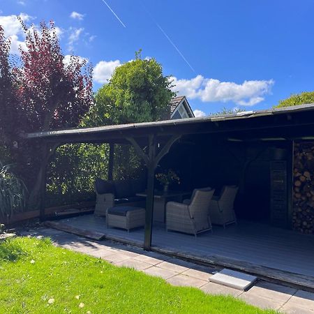 Cosy Vacation Home With Large Fenced Garden Bruinisse Zewnętrze zdjęcie